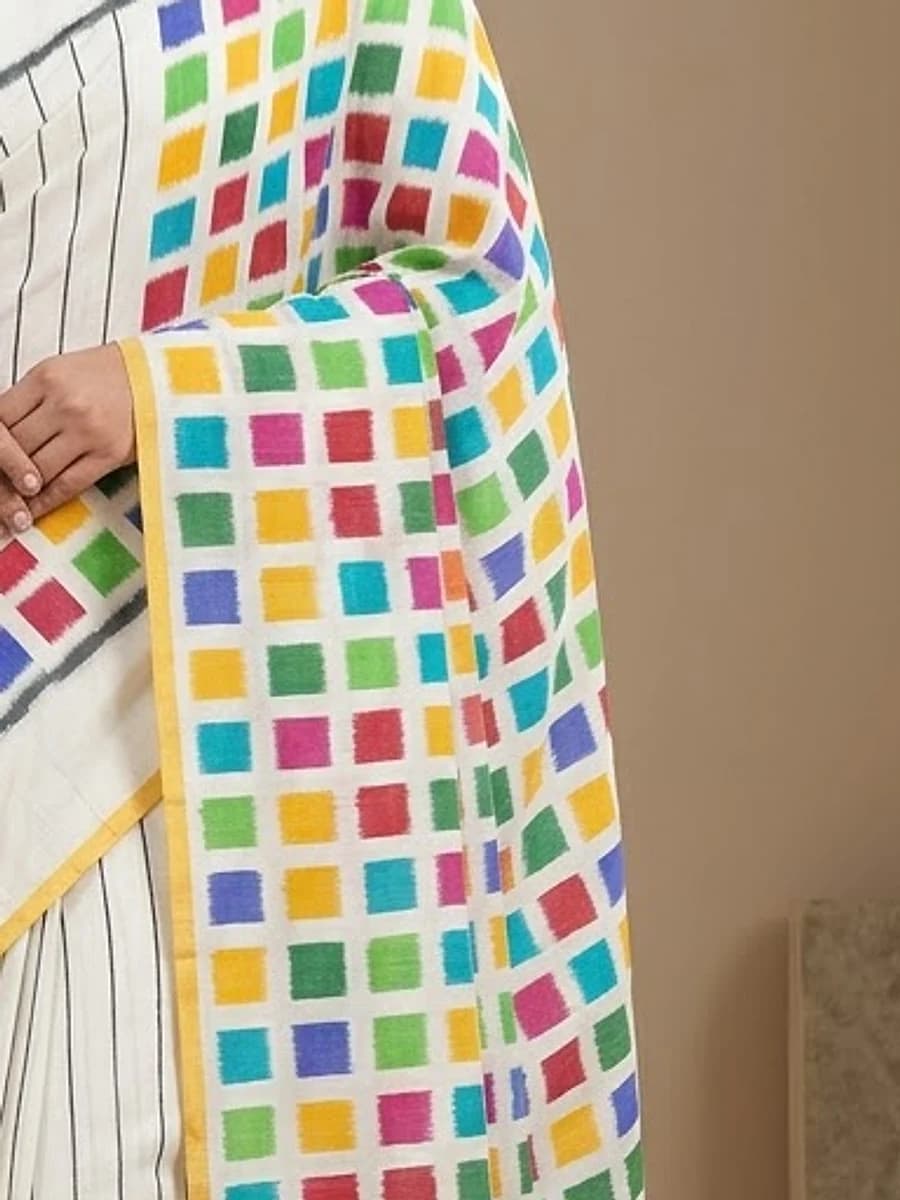 Close-up of bright Pasapalli checks in handwoven Odisha cotton, Handloom Garden Puri