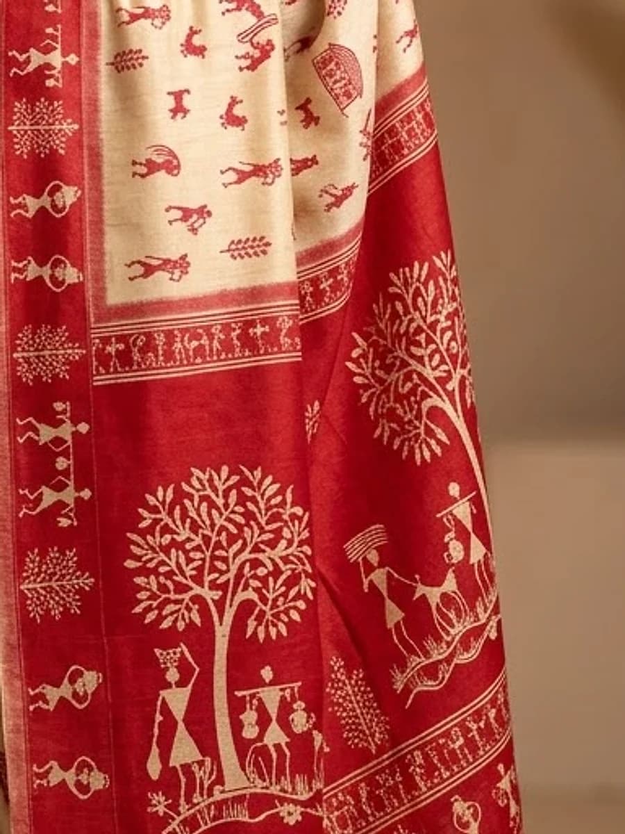 Close-up of a red handloom pallu with tree of life motifs, Handloom Garden Puri